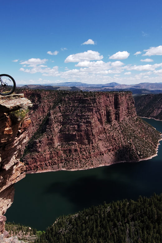 mountain-biking-near-dutch-john-flaming-gorge
