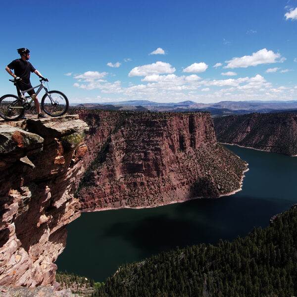 mountain-biking-near-dutch-john-flaming-gorge